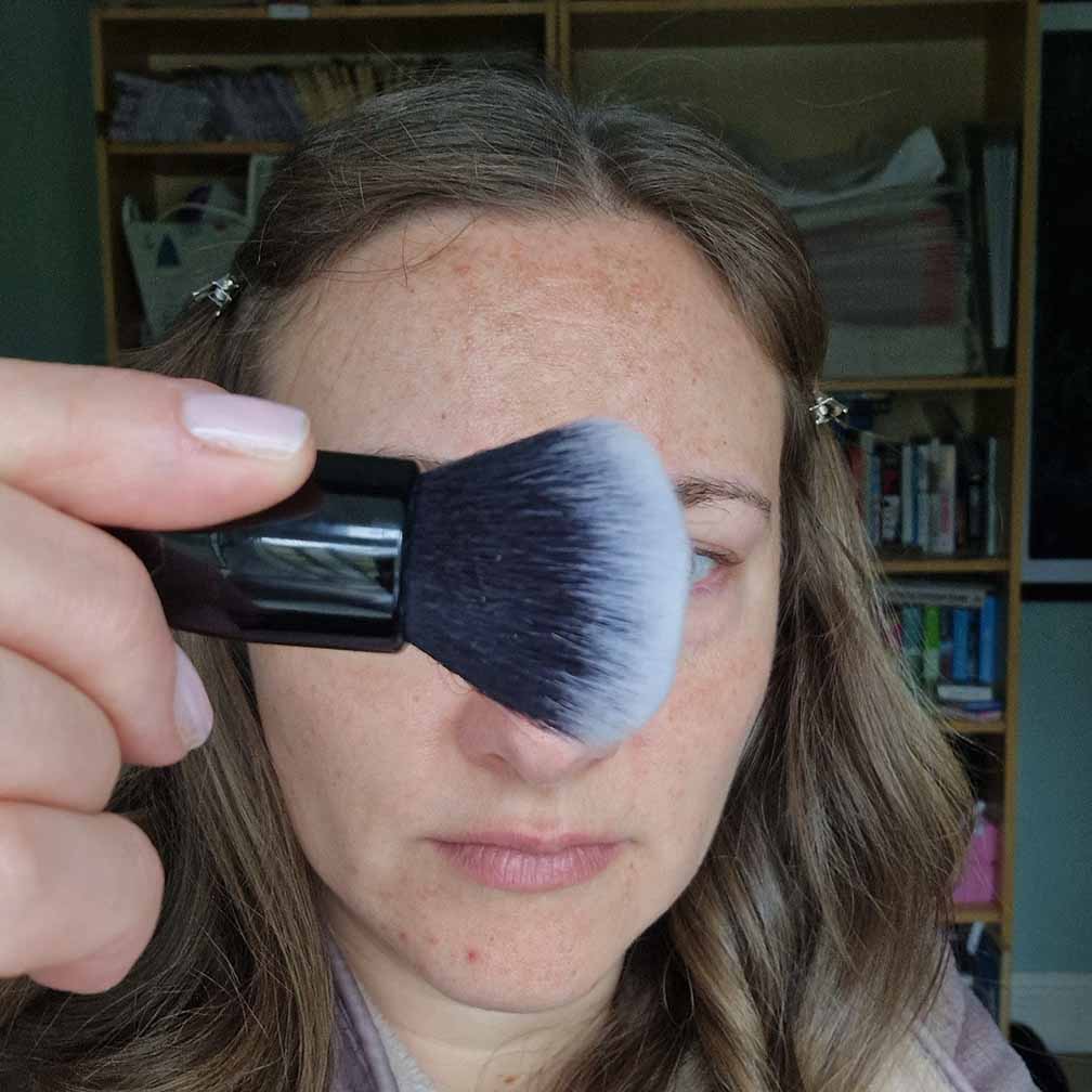 Il Makiage 100 Foundation Blending brush review